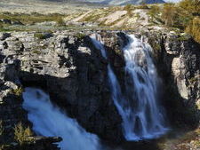 vodopády v Rondane|728|1097|